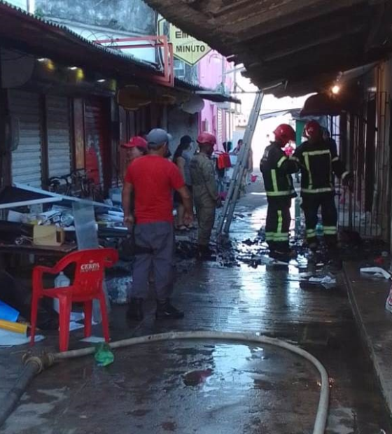 Incêndio atinge loja de conveniência em Mosqueiro