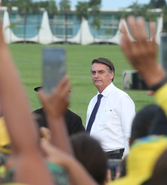 TSE multa Bolsonaro por propaganda irregular nas eleições de 2022