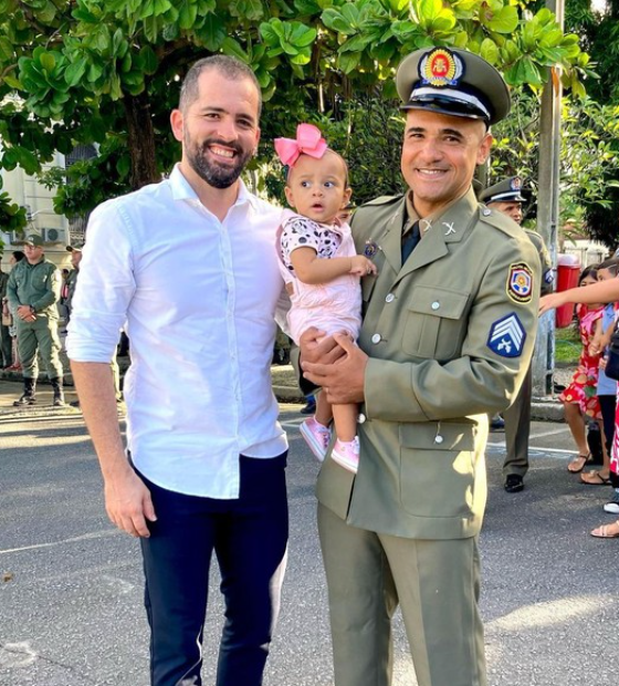 Sargento gay consegue na justiça direito a licença-paternidade de 6 meses