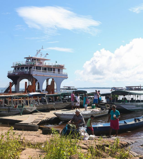 Manaus decreta emergência por causa da seca no Rio Negro