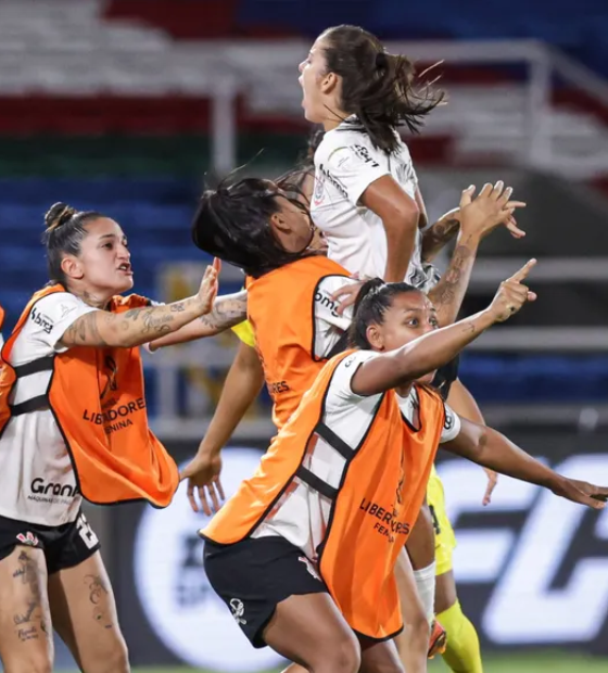 Corinthians vence Palmeiras e é tetracampeão da Libertadores feminina