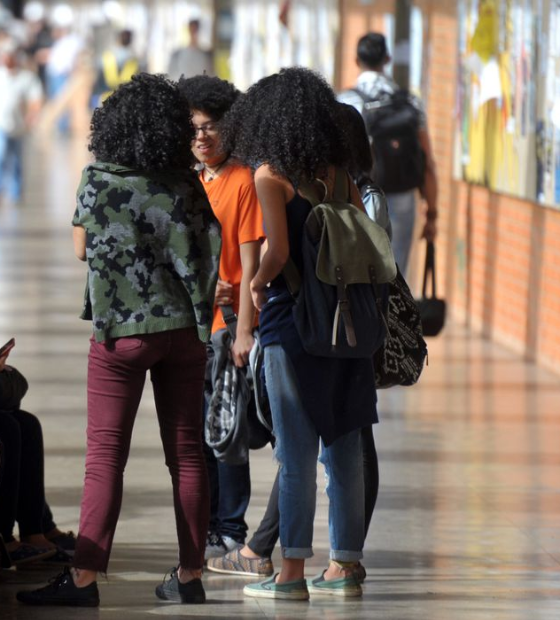 Senado aprova ampliação da Lei de Cotas e inclui quilombolas