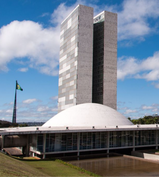 Congresso aprova fundão eleitoral dobrado e turbina emendas de olho no ano eleitoral