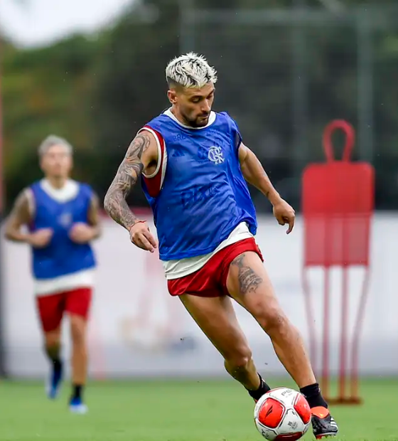 Flamengo inicia caminhada no Campeonato Carioca, em Manaus, diante do Audax