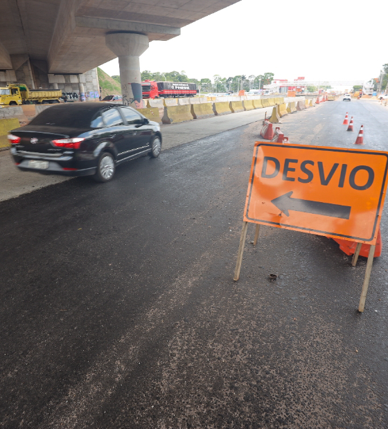 NGTM faz mudanças no trânsito para elevação de passarela em Marituba