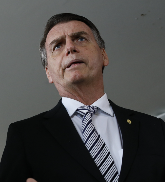 Para 46,5% dos brasileiros, Bolsonaro planejou dar um golpe; 36,8% acham que não