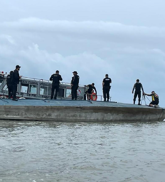 Agentes de segurança apreendem embarcação clandestina submersível no nordeste do Pará