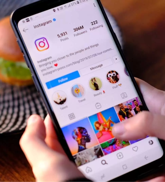 Instagram ultrapassa TikTok e se torna o aplicativo mais baixado do mundo