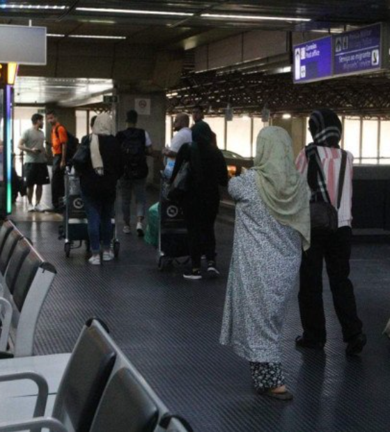 MPF estuda como liberar cerca de 400 estrangeiros retidos no aeroporto de Guarulhos
