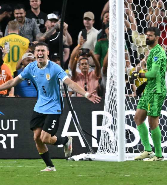 Brasil perde para Uruguai nos pênaltis e é eliminado nas quartas da Copa América