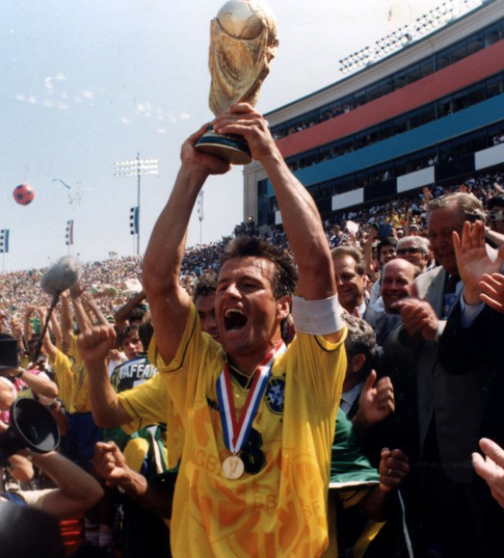 Tetracampeonato mundial da seleção completa 30 anos