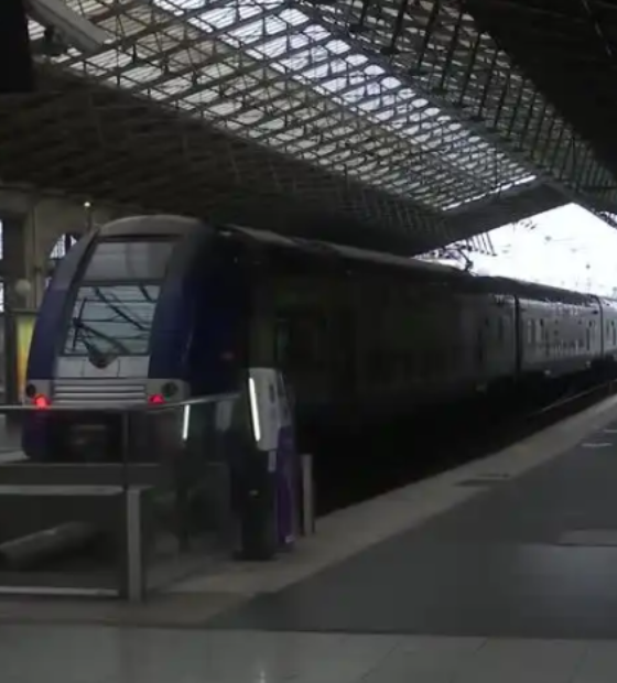 Trens da França são alvo de sabotagem no dia da abertura da Olimpíada