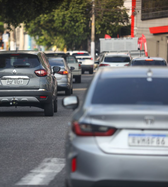 Donos de veículos, com finais de placas 49 a 69, têm até dia 5 para pagar com descontos