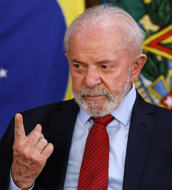 Lula envia ao Congresso PEC do pacote fiscal que traz alterações no abono salarial