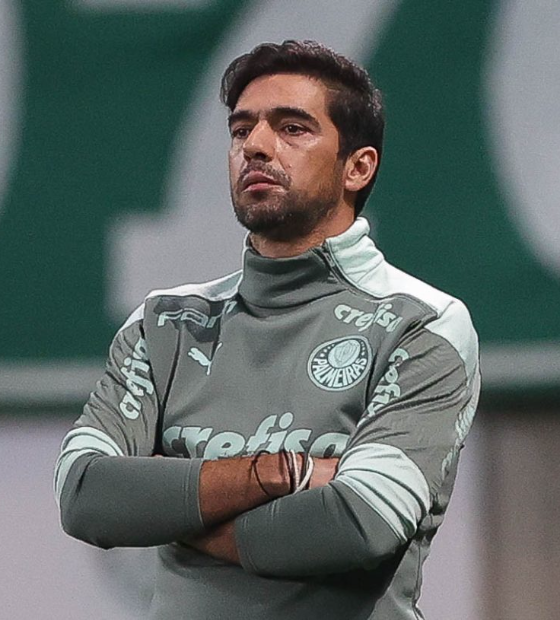 Abel Ferreira está na 'linha de frente' para ser próximo técnico do Sporting, diz jornal