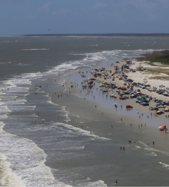 Governo divulga calendário oficial de feriados em 2025 com folgas prolongadas