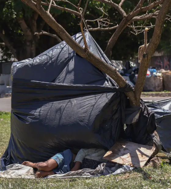  Aumenta em 25% o número de pessoas em situação de rua no país 