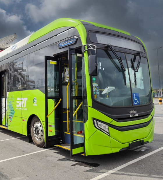 Governo recebe mais quatro ônibus elétricos para a frota do BRT Metropolitano