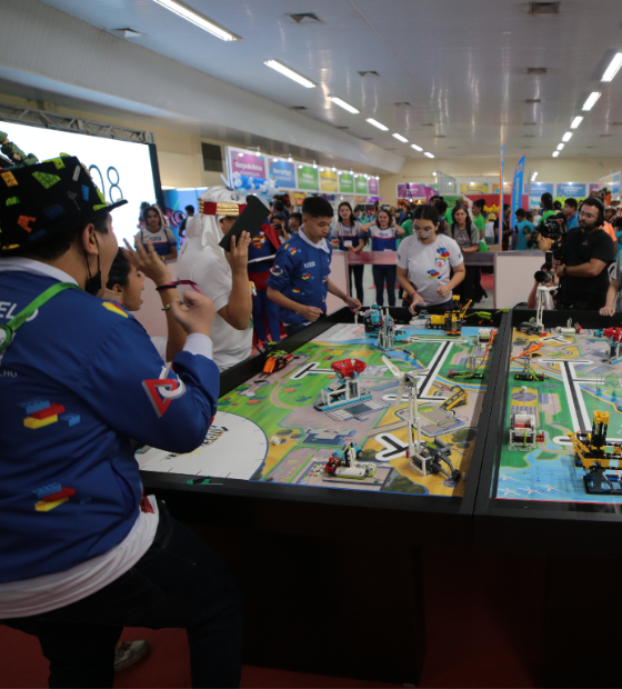 Estudantes paraenses embarcam para torneio nacional de robótica em Brasília