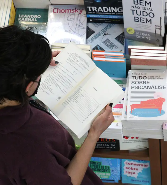 Se podemos ouvir quase tudo, por que ler ainda é importante?