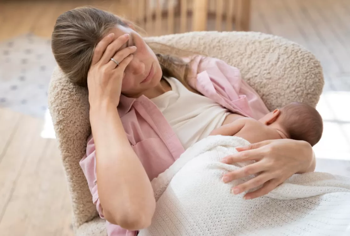 Depressão pós-parto desafia a saúde mental de mulheres puérperas