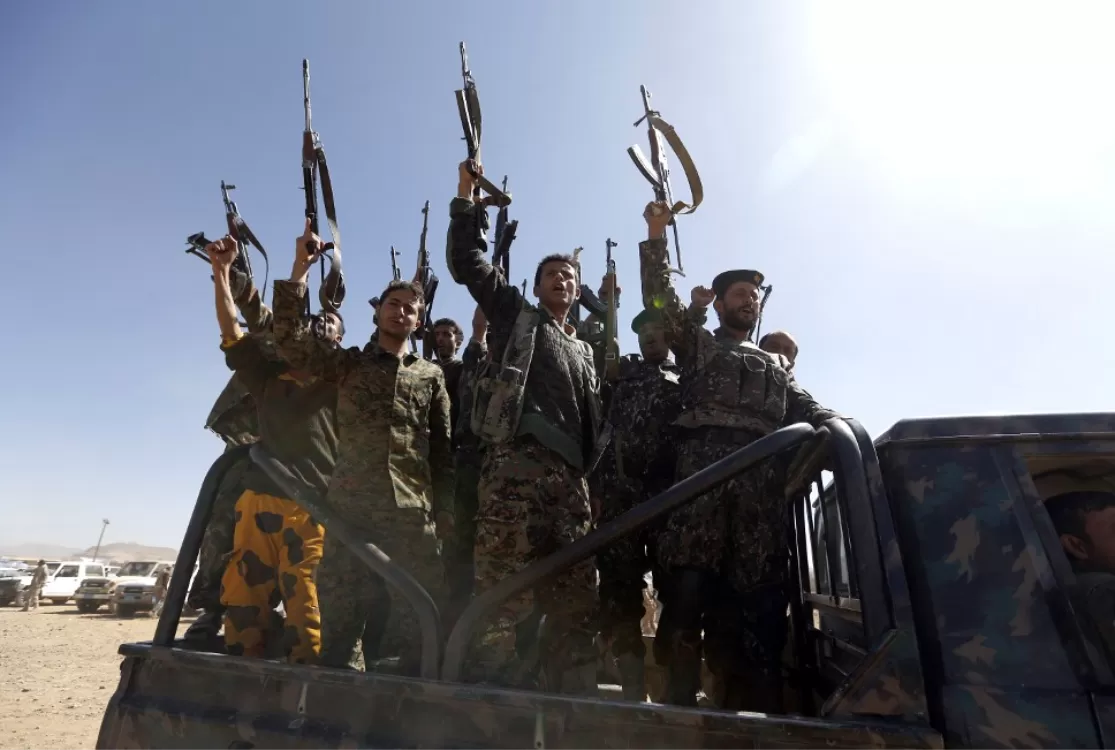 Apoiados pelo Irã, Houthis detêm 20 funcionários da ONU e confiscam equipamentos