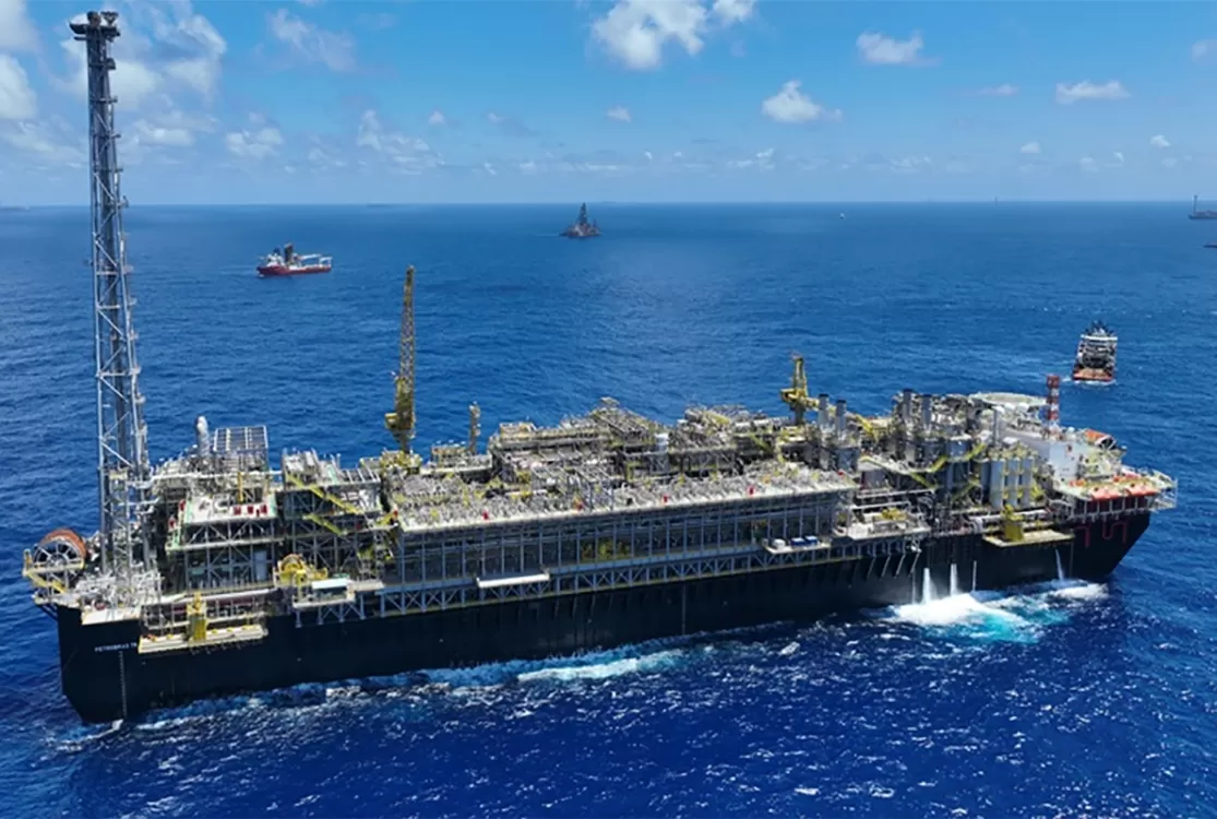 Vazamento paralisa Petrobras na Foz do Amazonas e reacende críticas à exploração