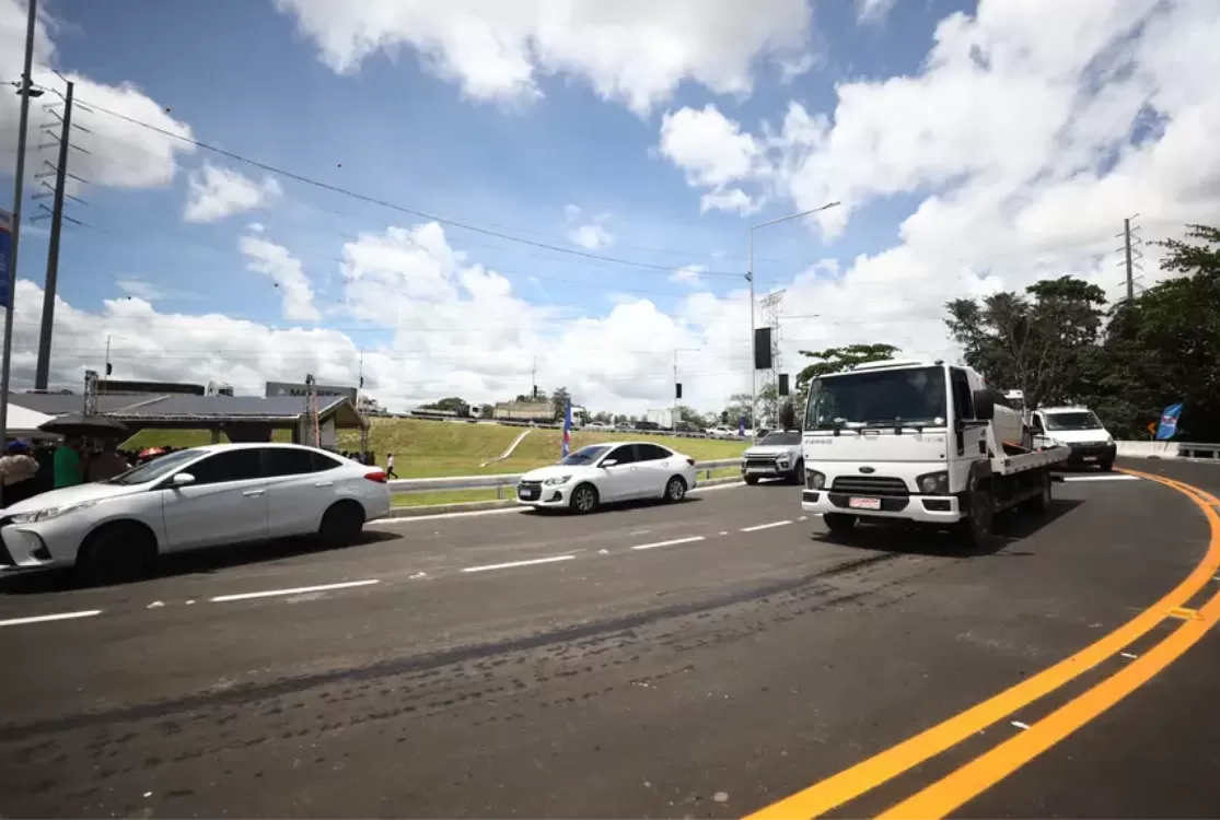 Fluxo de veículos na saída de Belém foi intenso nesta sexta, 13, e deve seguir ritmo hoje