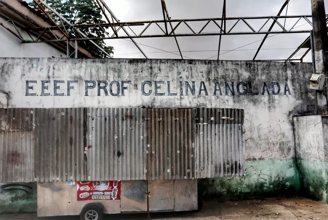 Em Belém, escola prometida, alunos esquecidos - e assim caminha a educação