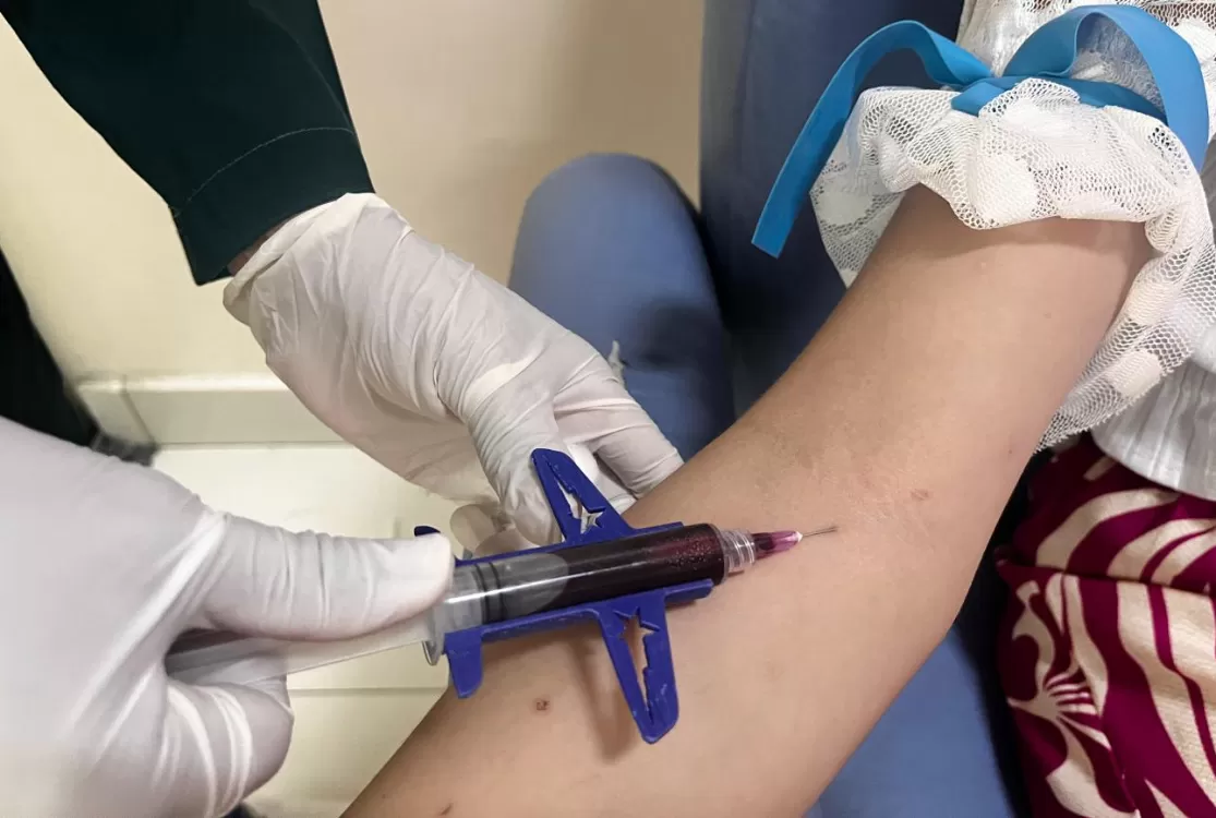 Hemograma completo e exames de rotina podem detectar possíveis doenças hereditárias