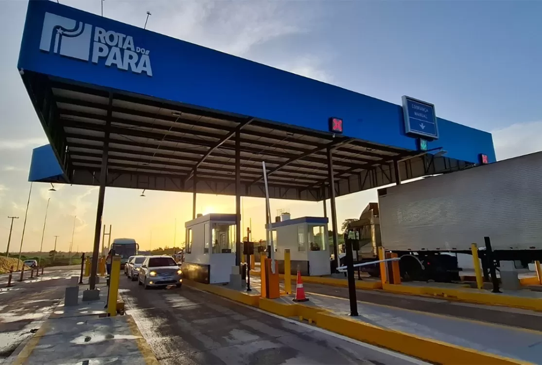 Governo suspende pedágio, mas expõe falha em concessão; Rota acelera obras.