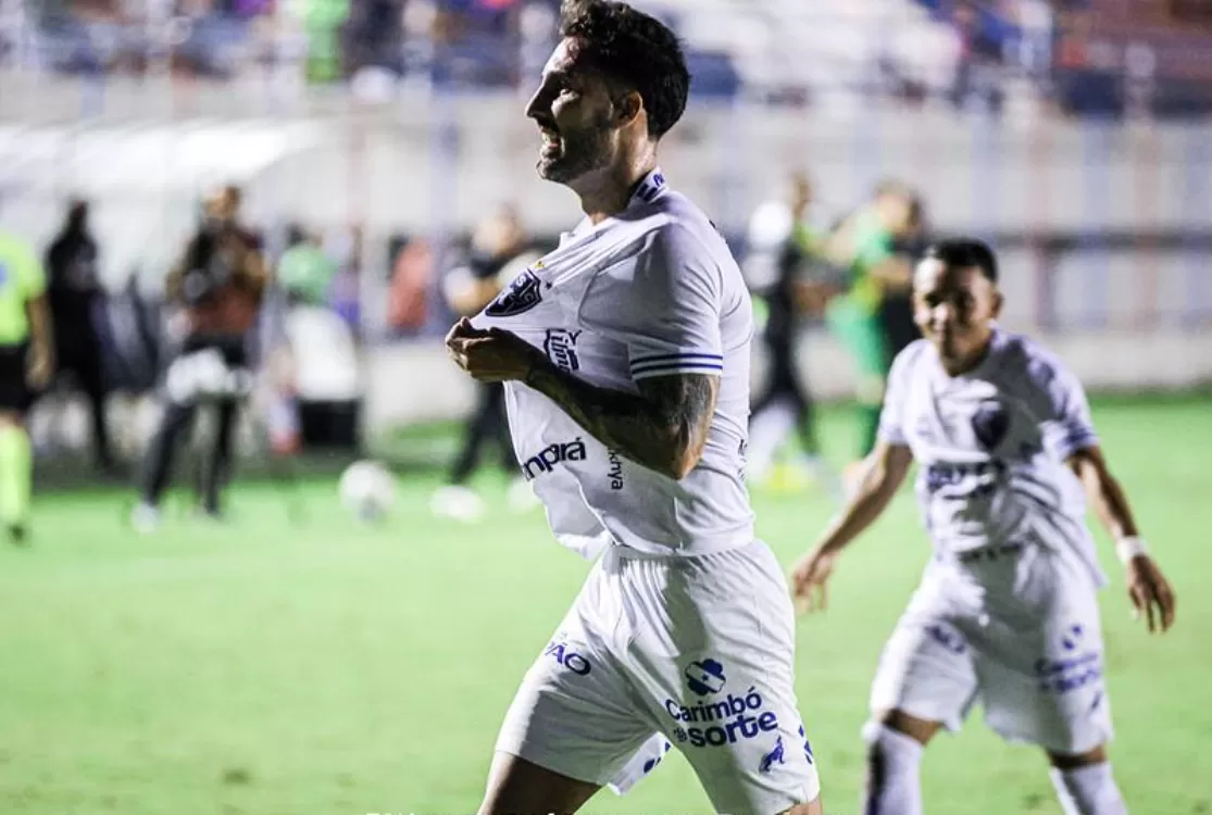 Paysandu goleia o Itabaiana fora de casa por 4 a 1 e segue vivo na luta pela classificação