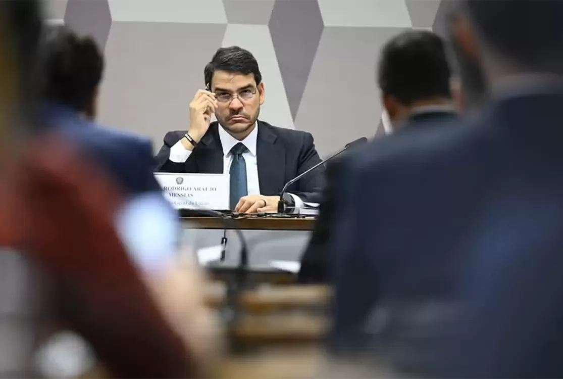 Derrota histórica expõe fragilidade do governo Lula e liga alerta para eleições