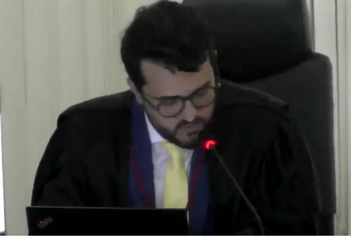 Após voto vencido, juiz critica cobertura da imprensa sobre julgamentos no TRE