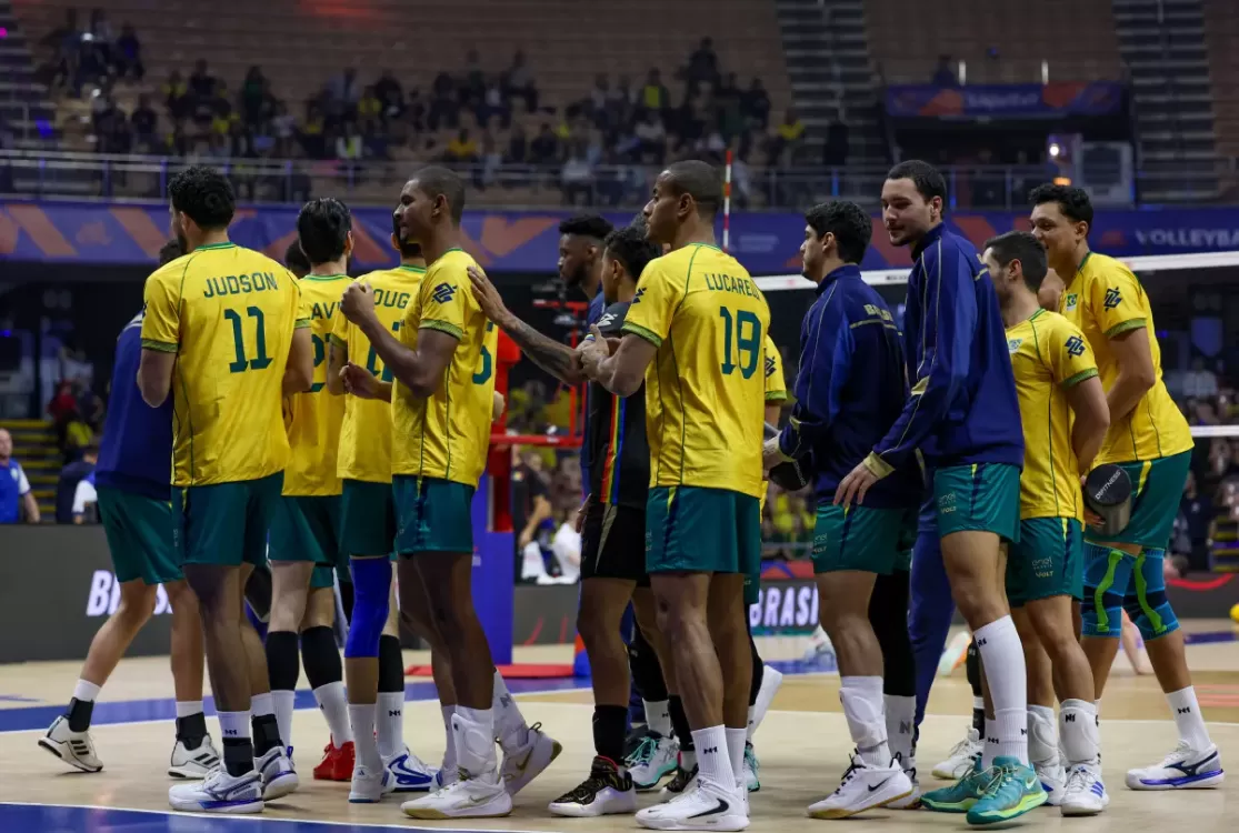 Seleção brasileira masculina de vôlei derrota a Bélgica pela Liga das Nações