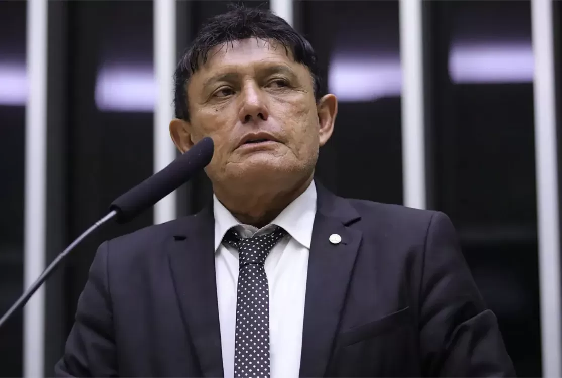 Racha no PL acaba virando guerra de denúncias e amplia a crise na direita
