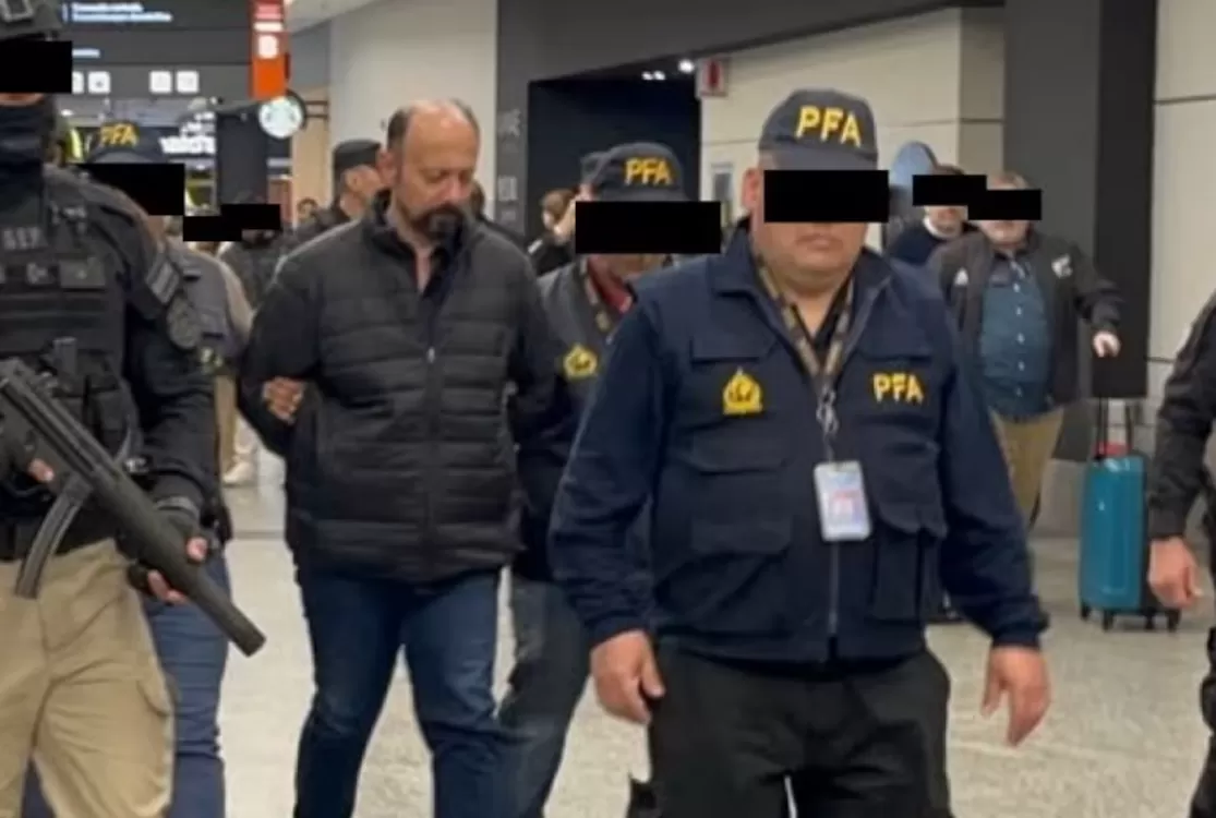Argentino maior traficante de armas da América Latina é extraditado para o Brasil