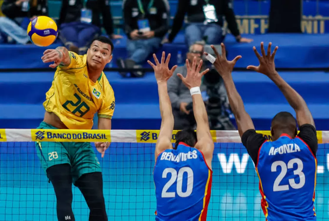 Brasil bate Colômbia e soma terceira vitória no Sul-Americano Masculino de Vôlei