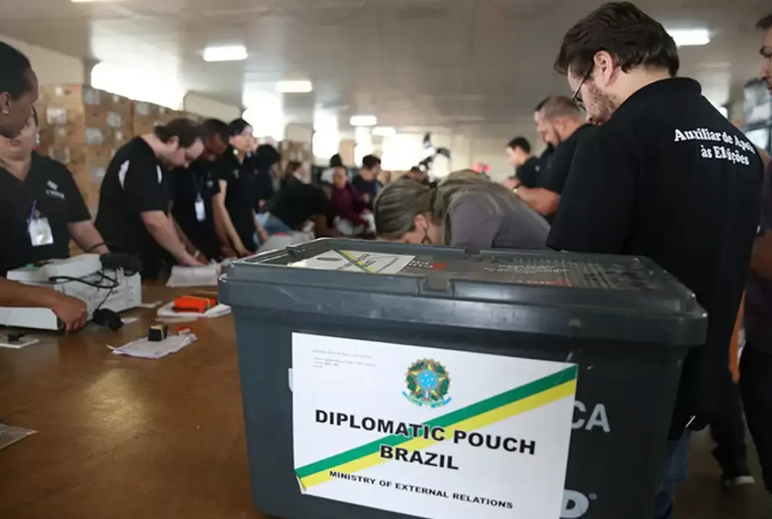 Número de eleitores fora do país cresceu 358% desde 2010